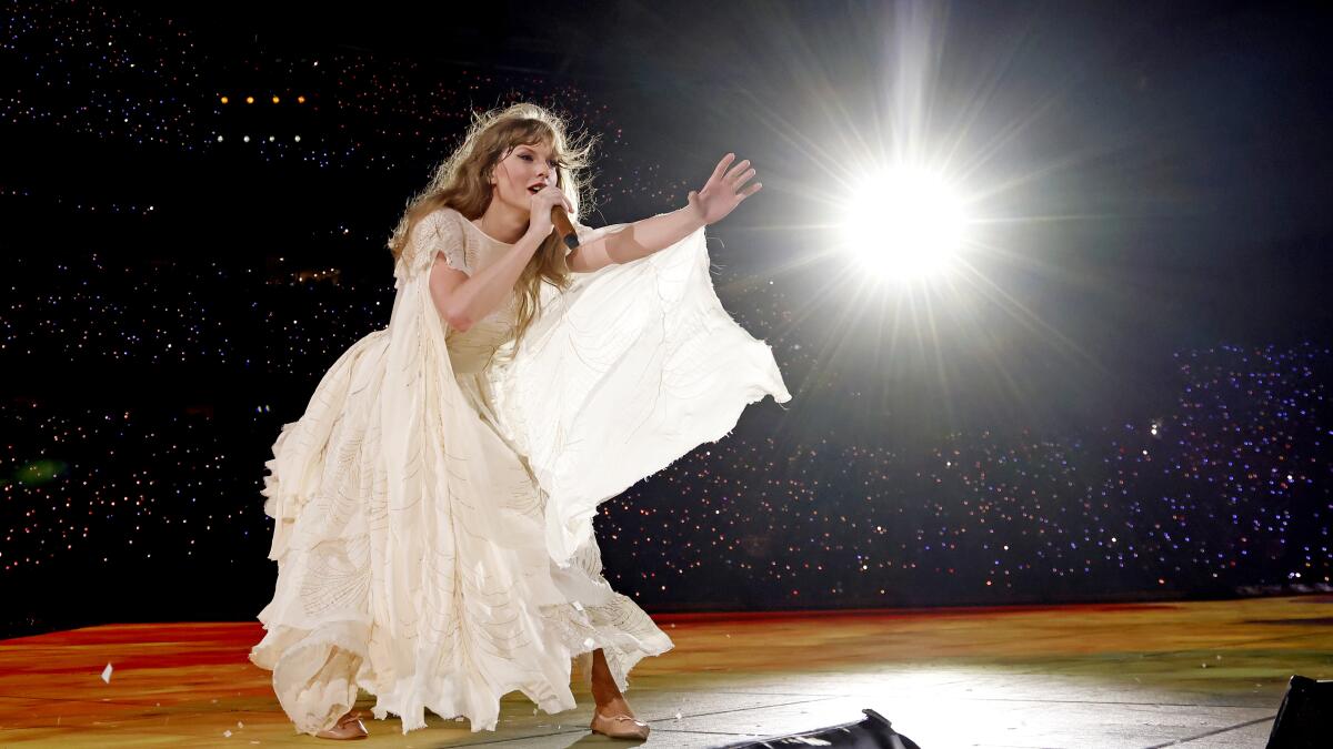 The ultimate guide to Taylor Swift's Eras tour at SoFi Stadium 